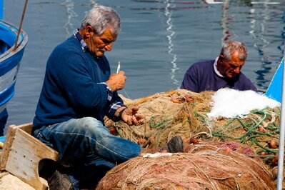 pictures of Naples & the Amalfi Coast - Pozzuoli – Fish Market and Fisherman by the Port