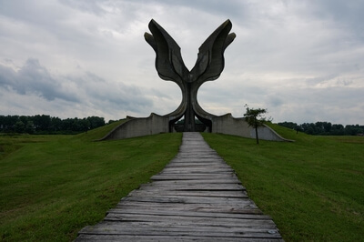 Opcina Jasenovac photo locations - Jasenovac Memorial Site
