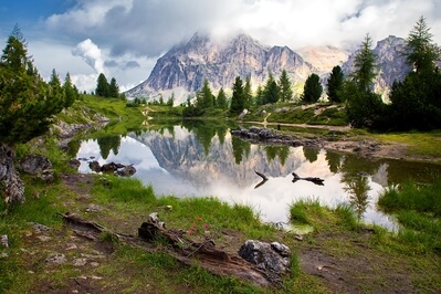 pictures of The Dolomites - Lago Limides (Limedes Lake)