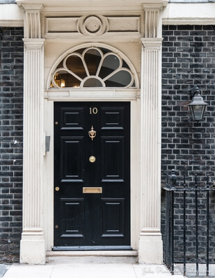 pictures of London - 10 Adam Street (Mock 10 Downing Street)