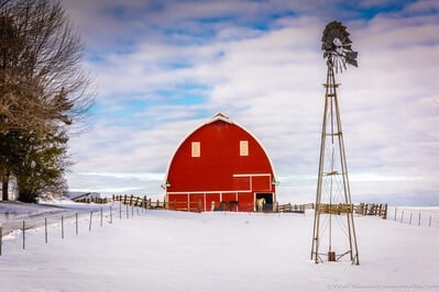 Whitman County photo locations - Babbitt Road Barn & Windmill