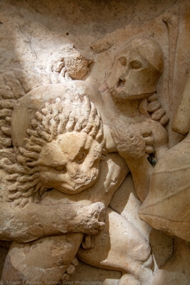images of Greece - Delphi Museum, interior