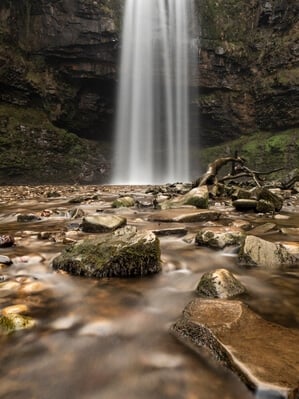 instagram spots in Powys - Henrhyd Falls