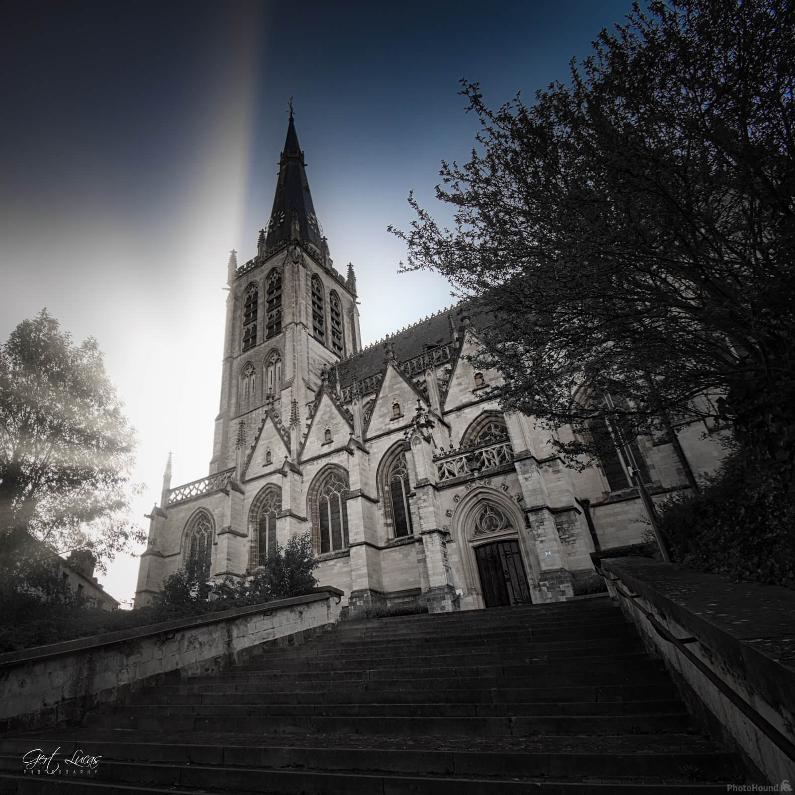 Image of OLV Kerk Alsemberg by Gert Lucas