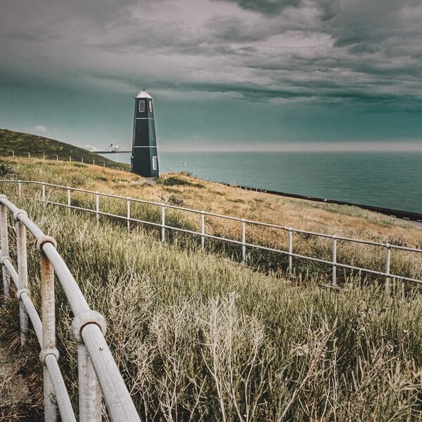 The lighthouse at Samphire Hoe