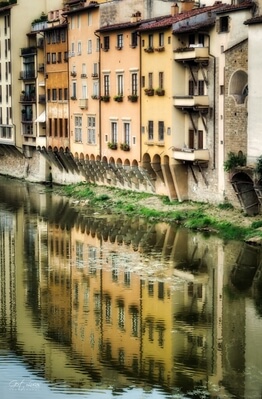 images of Italy - Arno River & Ponte Vecchio, Florence