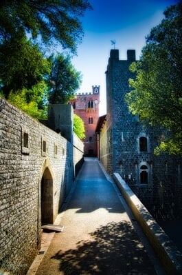 images of Italy - Castello Di Brolio, Chianti