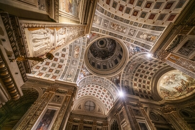 Italy images - Mantua Saint Andrew’s Cathedral Interiors