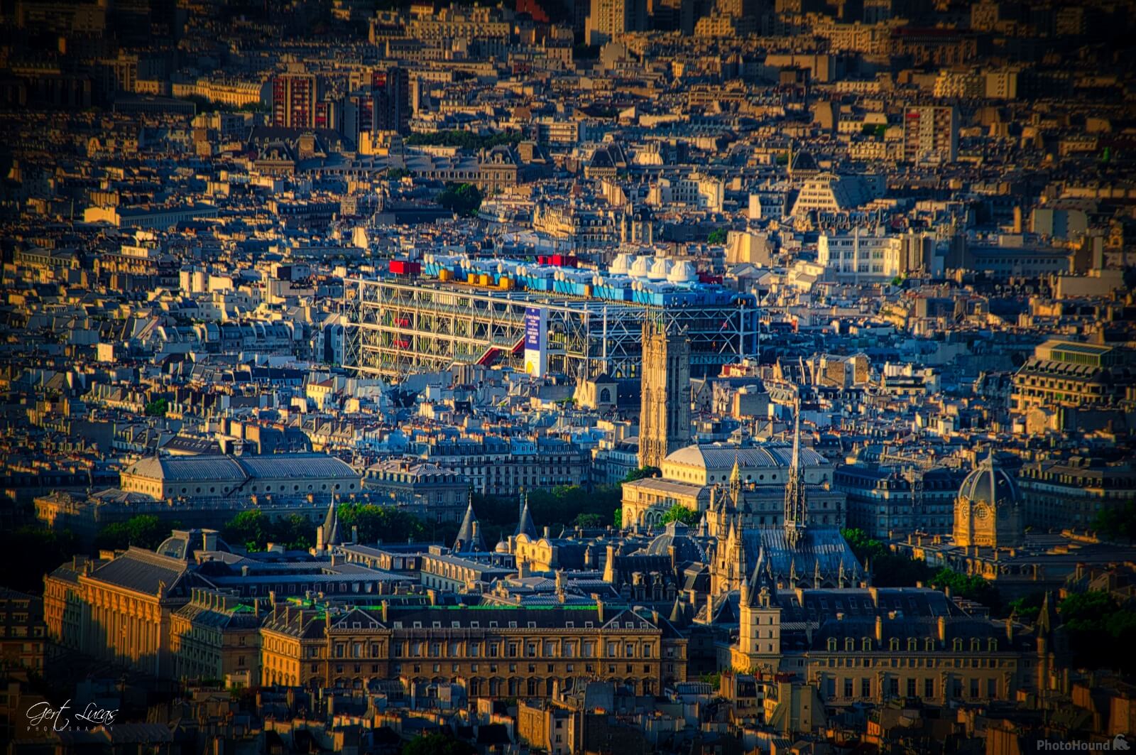 Image of Tour Montparnasse by Gert Lucas