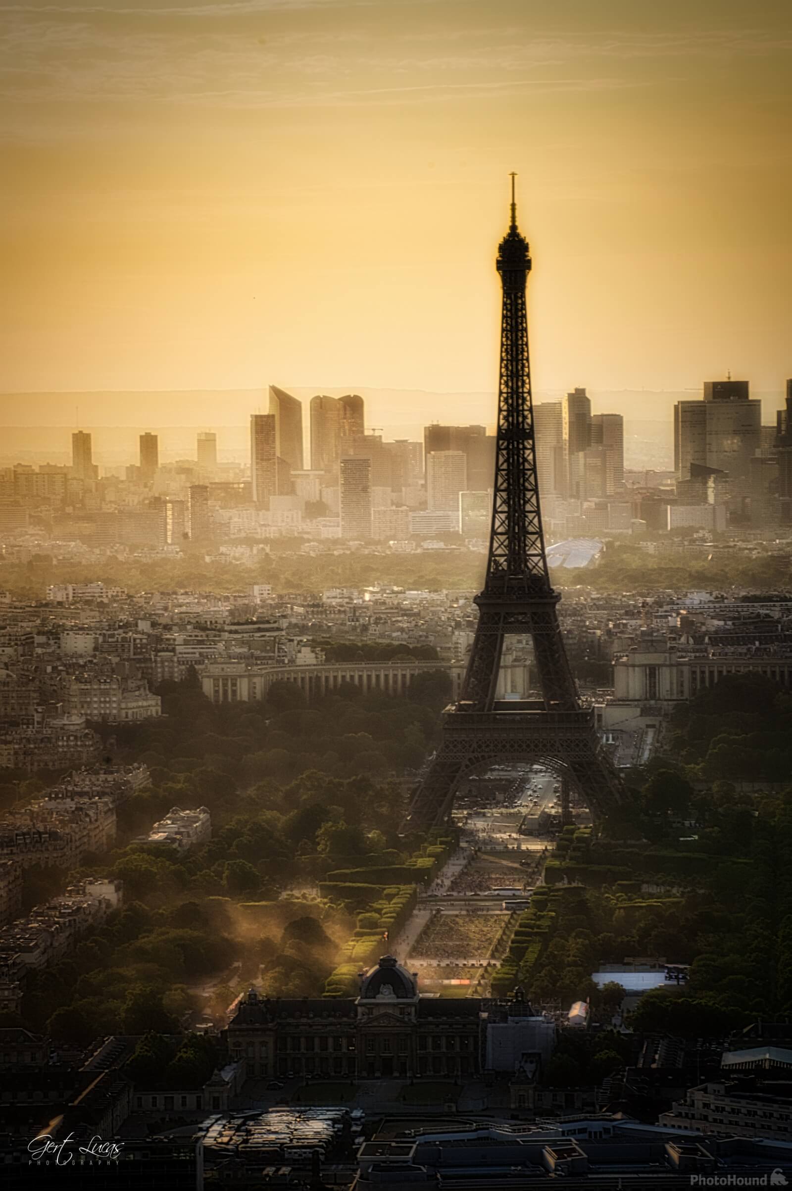 Image of Tour Montparnasse by Gert Lucas