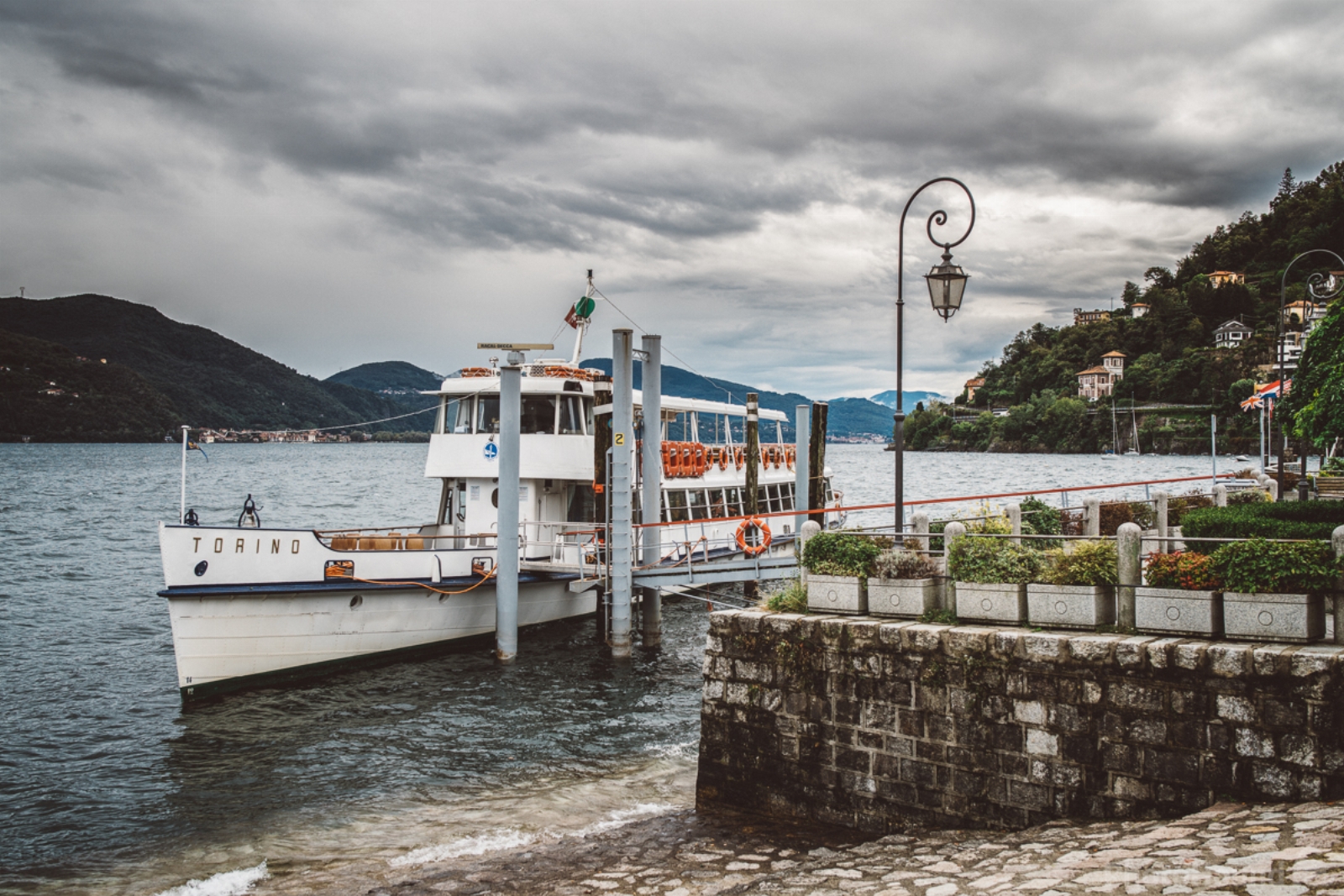 Image of Stresa - Lakefront by James Billings.