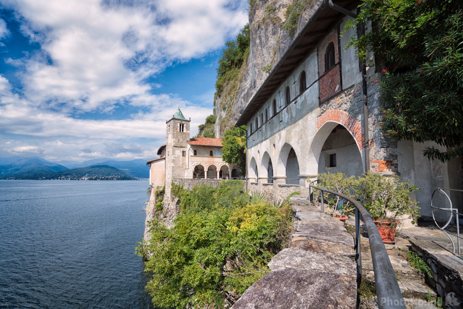Image of Santa Catarina - the monastery in the cliff by James Billings.