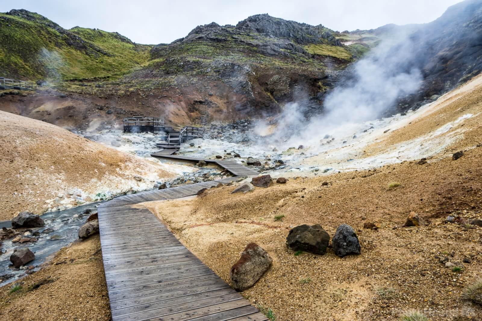 Image of Seltun Geothermal Area at Krýsuvík by James Billings.