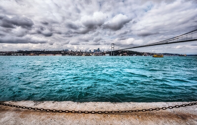 Uskudar photography spots - Bosphorus Bridge from Beylerbeyi Parkı