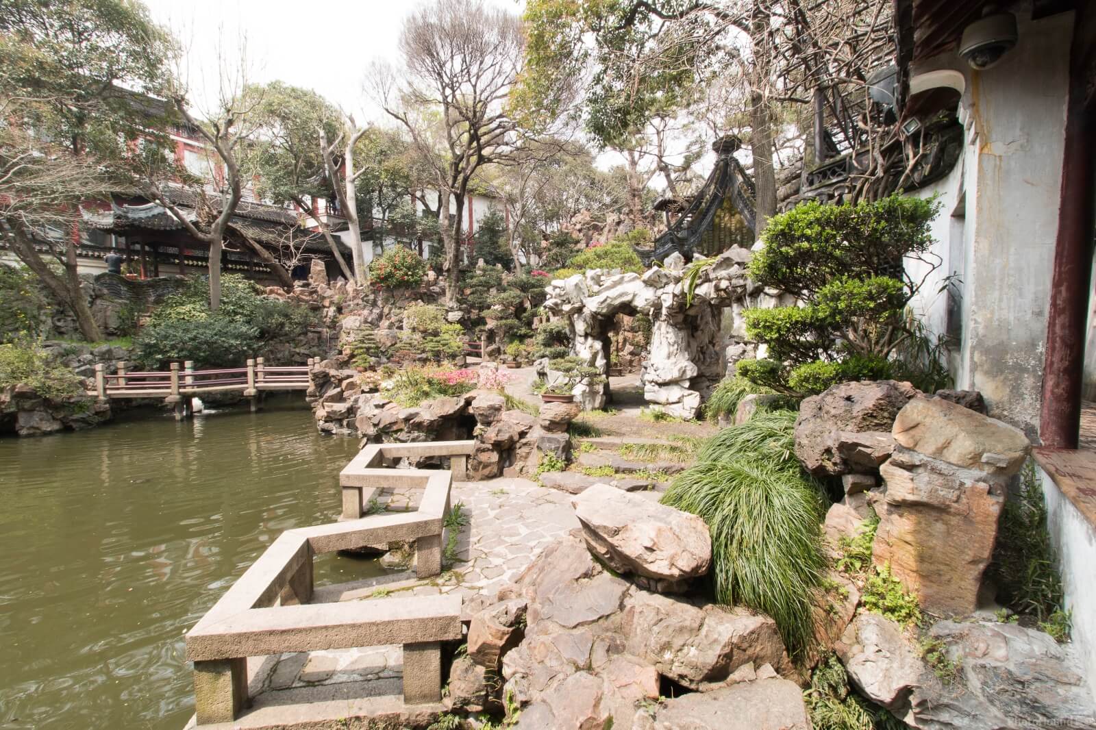 Image of Yu Garden and Bazaar (豫园) by Ruud Bijvank