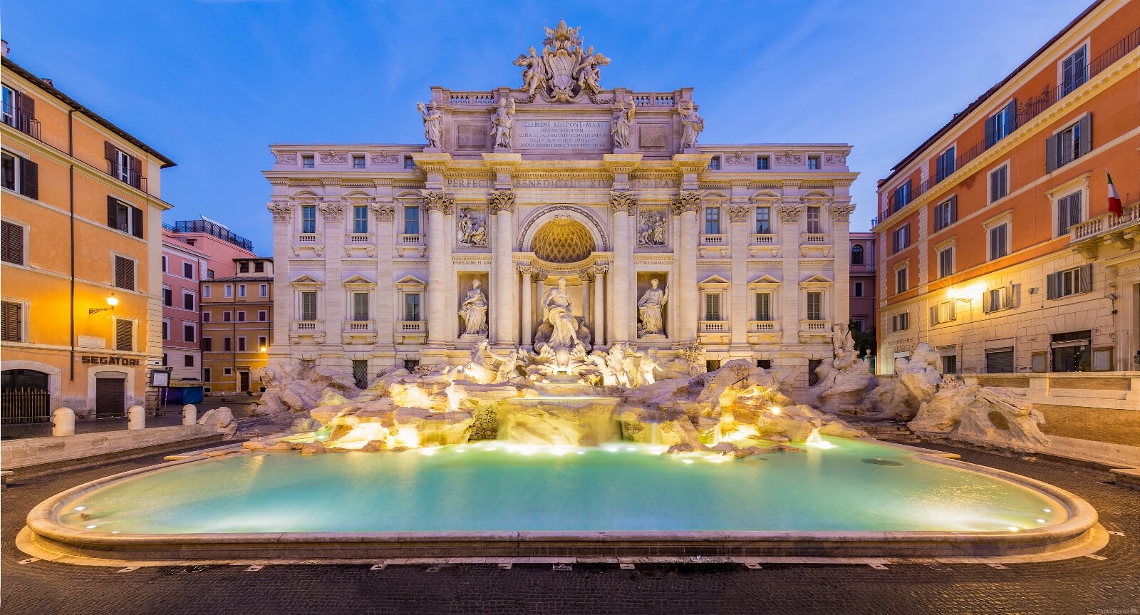 Image of Fontana di Trevi by Jeff Martin