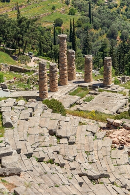 Greece pictures - Ancient Delphi