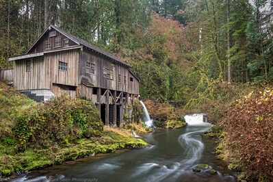 photography locations in Clark County - Cedar Creek Grist Mill