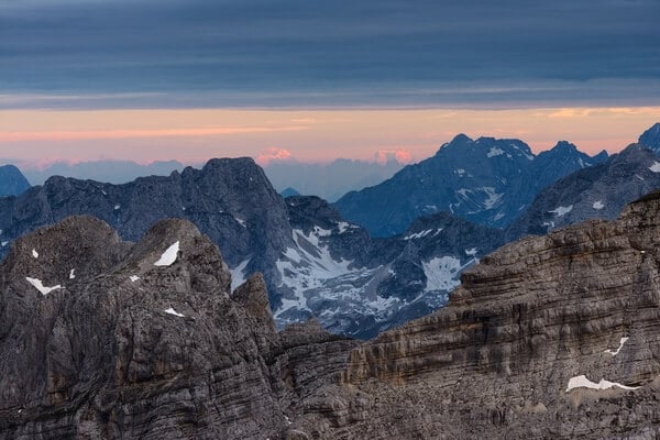 Views to Dolomites - Mt Civetta and Mt Pelmo are nicely visible - 130km air distance!