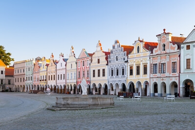 Zacharias of Hradec Square, early in the morning