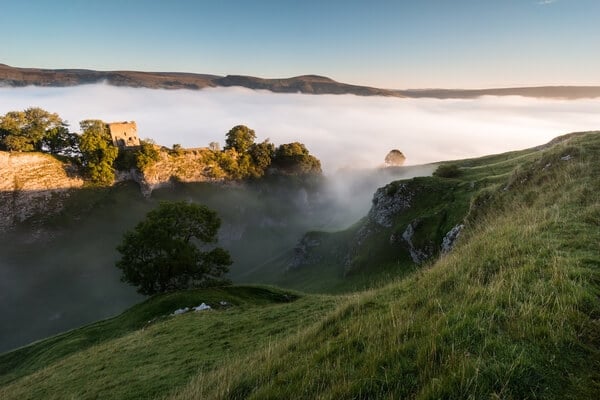 Cave Dale Sea of Mist