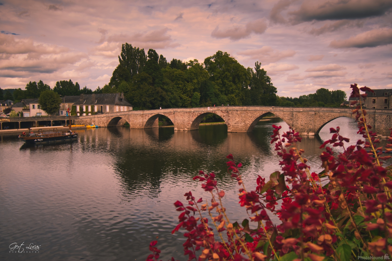 Image of River bank view at the old bridge of Terrasson-Lavilledieu by Gert Lucas