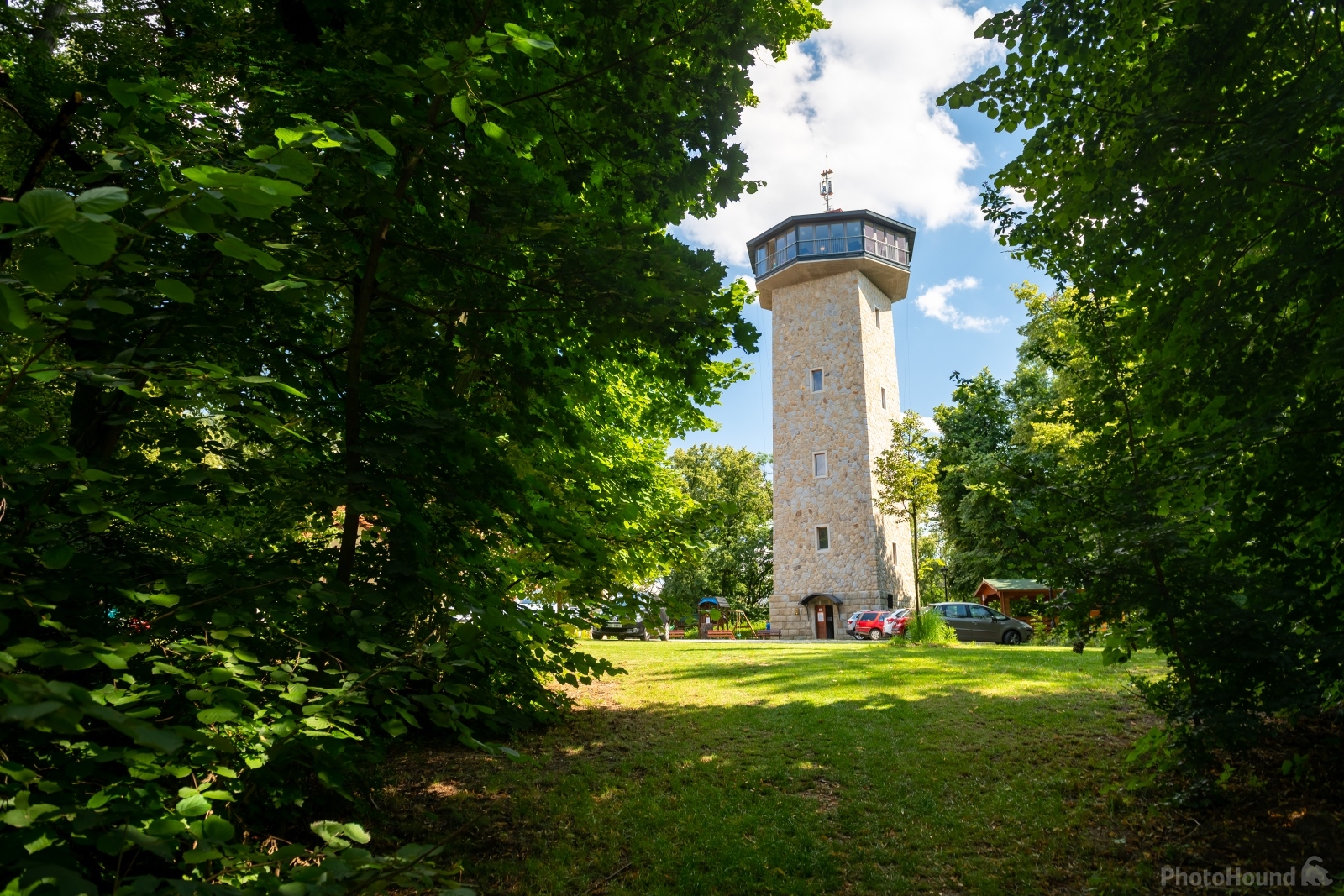 Image of Kaňk lookout tower by VOJTa Herout