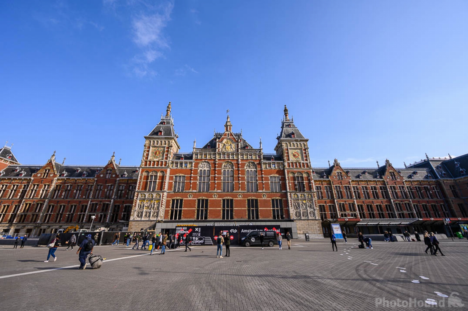 Image of Amsterdam Central Station by Szabolcs Gulacsi