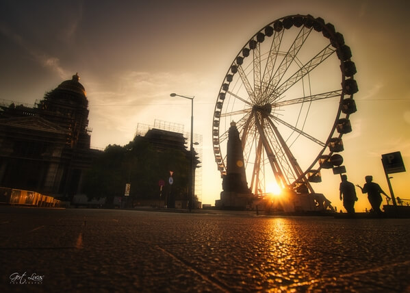 Place Poelaert - Ferris Wheel at sunset