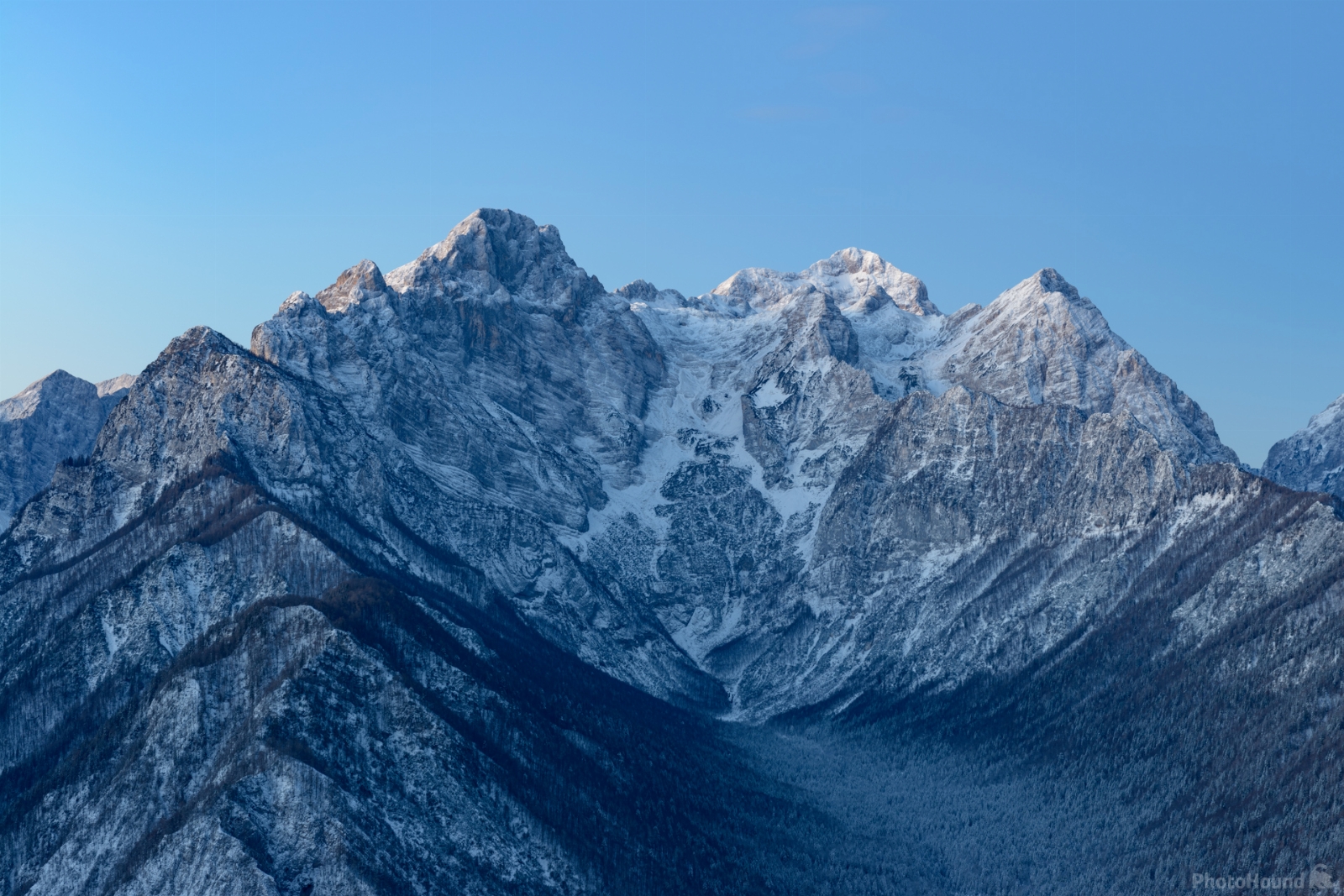 Image of Julian Alps from Jerebikovec by Luka Esenko