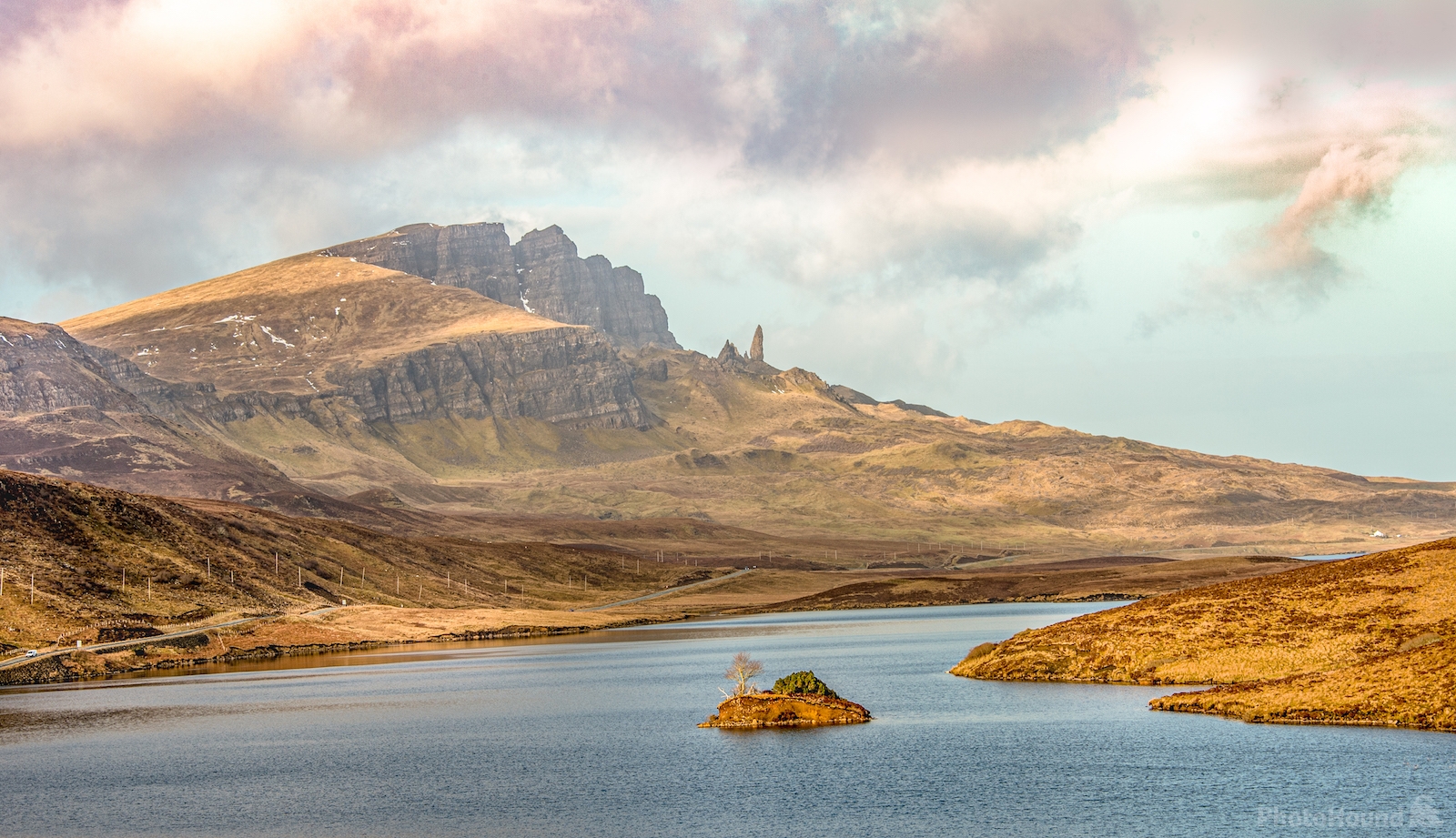 Image of The Old Man of Storr by Alan Crozier