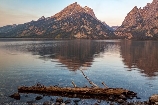 Mt Teewinot shot from the shoreline