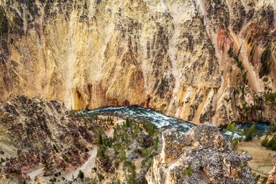 images of Yellowstone National Park - Lookout Point