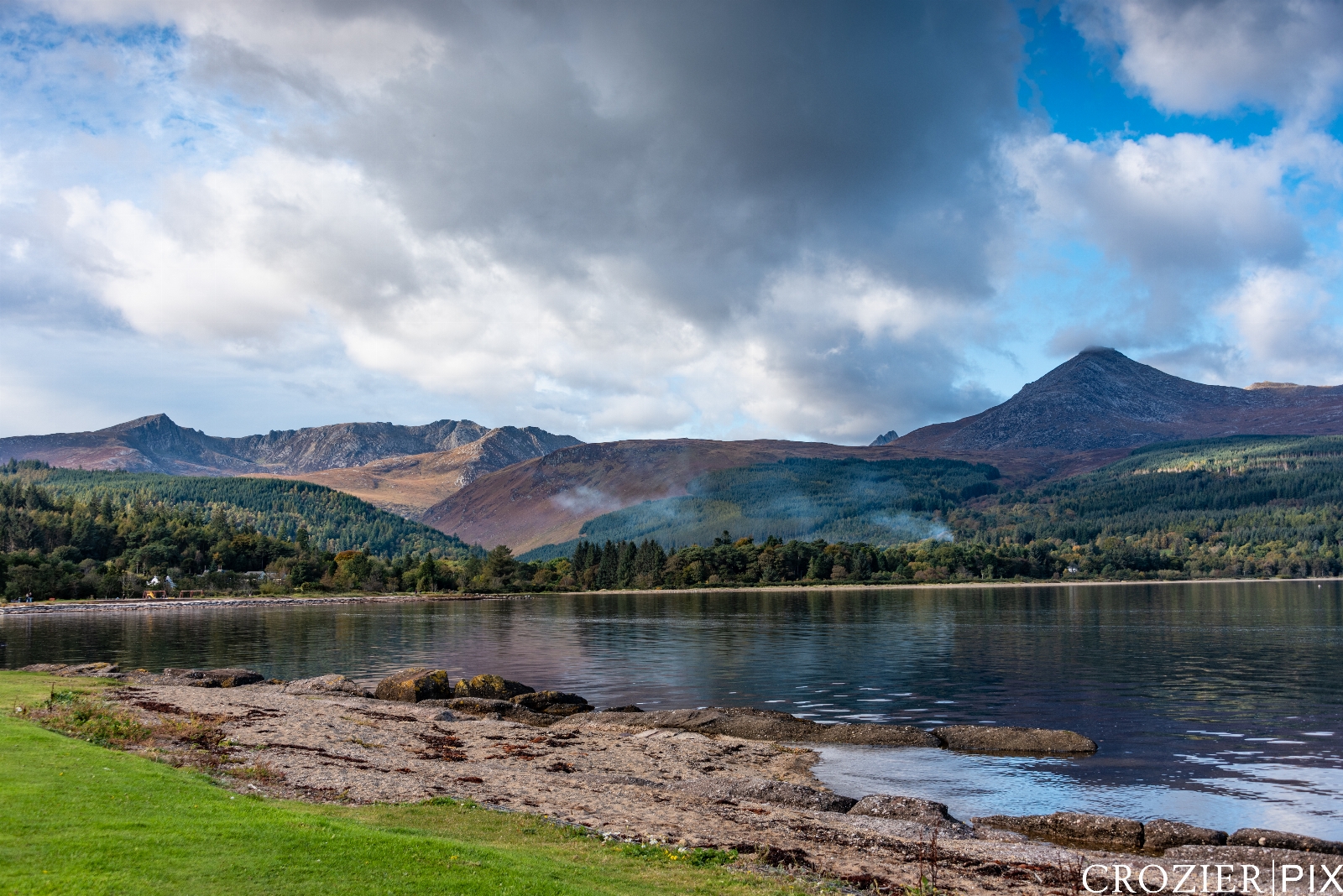 Image of Brodick Bay by Alan Crozier