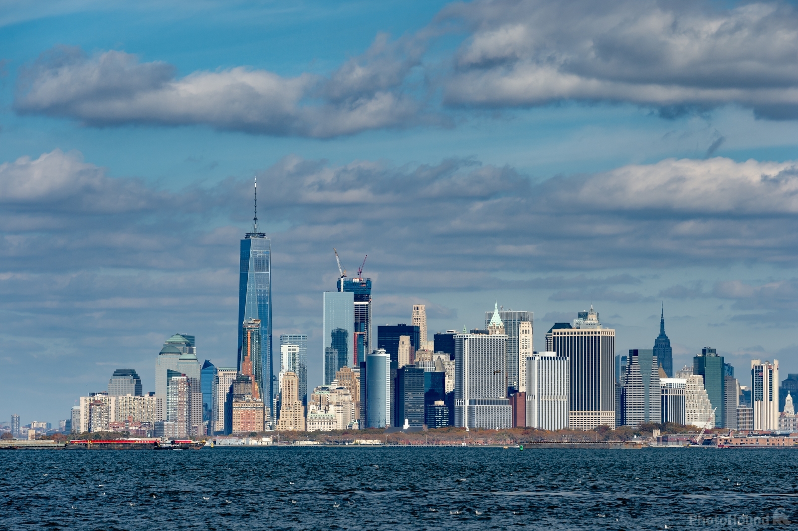 Image of Manhattan from American Veterans Memorial Pier by VOJTa Herout