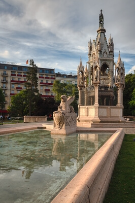 images of Geneva - Brunswick Monument