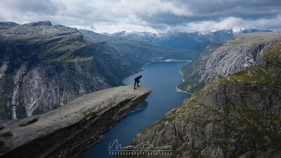 photography locations in Norway - Trolltunga