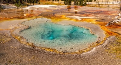 photo locations in Wyoming - Firehole Spring