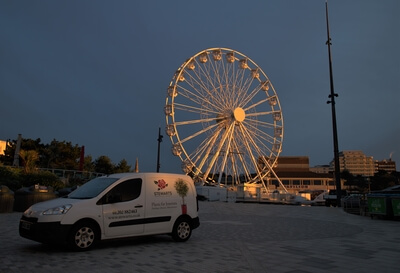 Bournemouth instagram locations - Big Wheel pier approach
