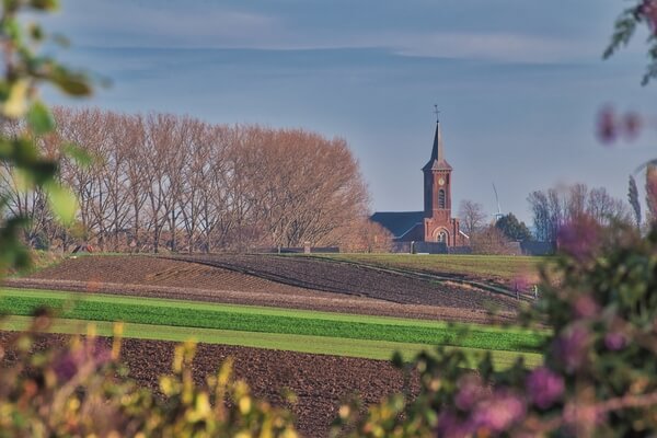 Sloping Hills of Pajottenland - St Martinschurch Kester (viewpoint Berghomstraat)