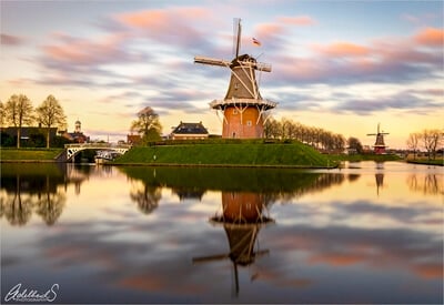 images of the Netherlands - Windmills of Dokkum in Friesland