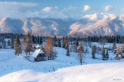 images of Slovenia - Planina Uskovnica 