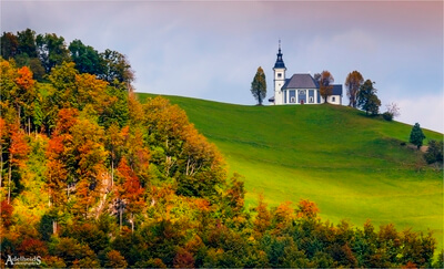 pictures of Slovenia - Sveta Sobota Church alternative view