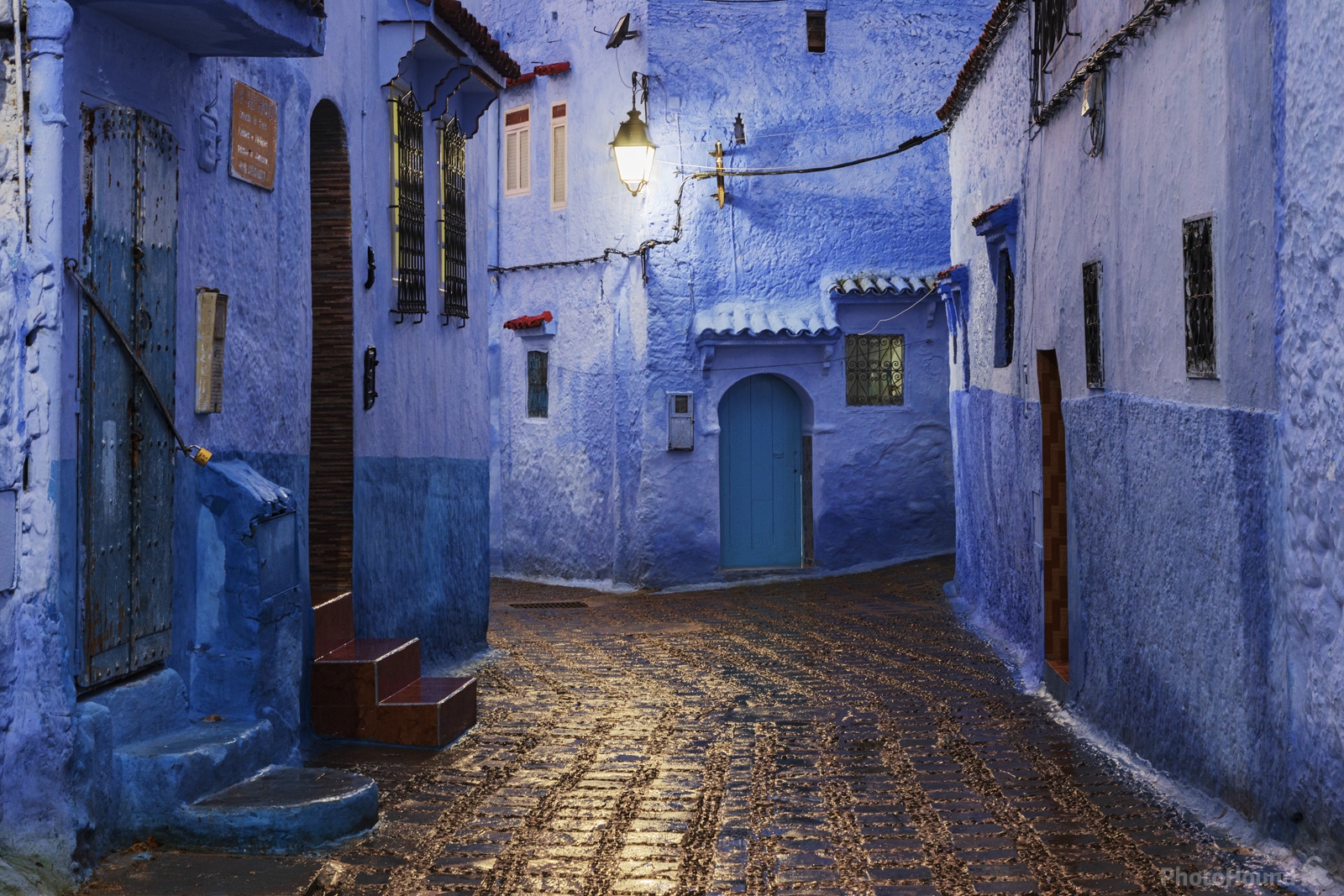 Image of Chefchaouen Old Town by Jeremy Woodhouse