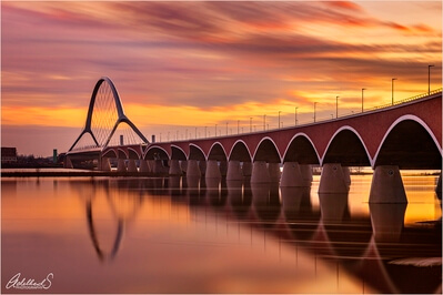pictures of the Netherlands - Oversteek Bridge
