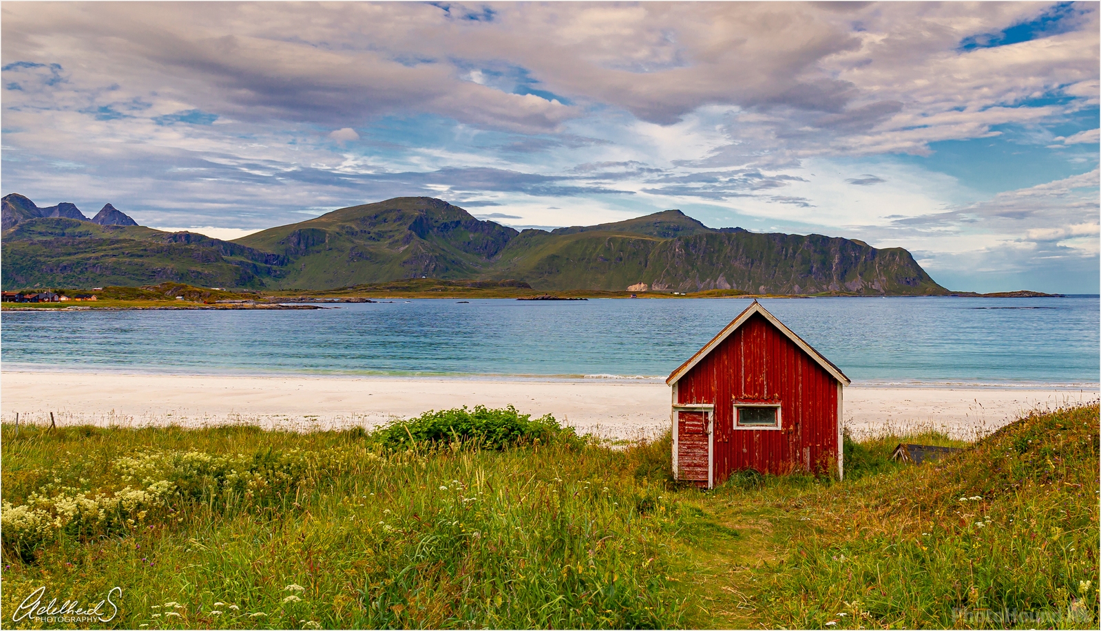 Image of Red cabin by Adelheid Smitt
