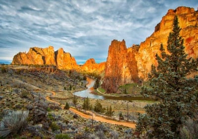 instagram locations in Oregon - Smith Rock State Park - Main Viewpoint