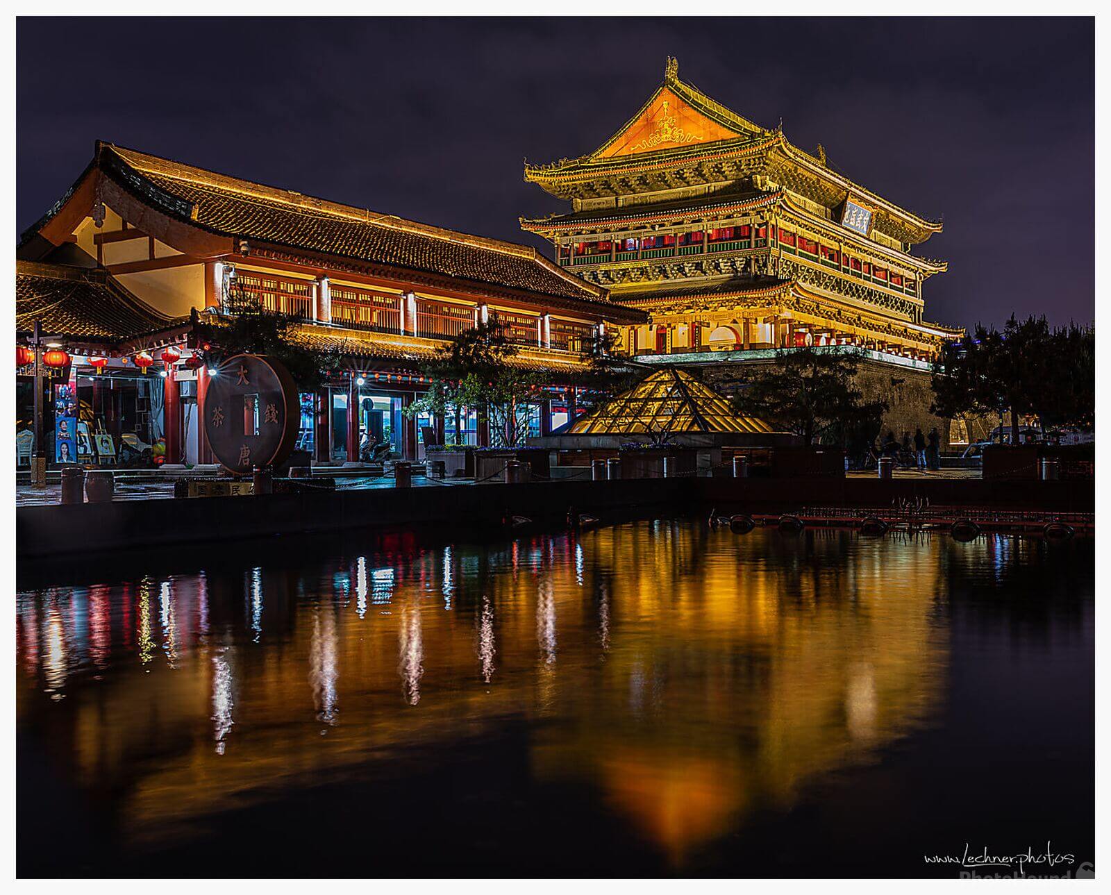 Image of View of Drum Tower Xi\'An by Florian Lechner