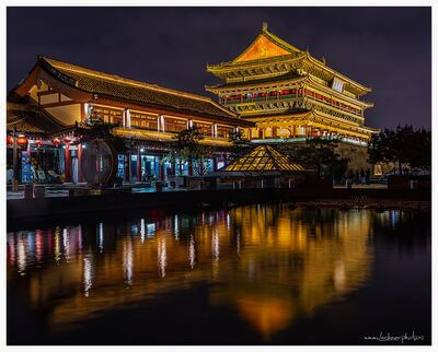 Reflecting lights of the drum tower