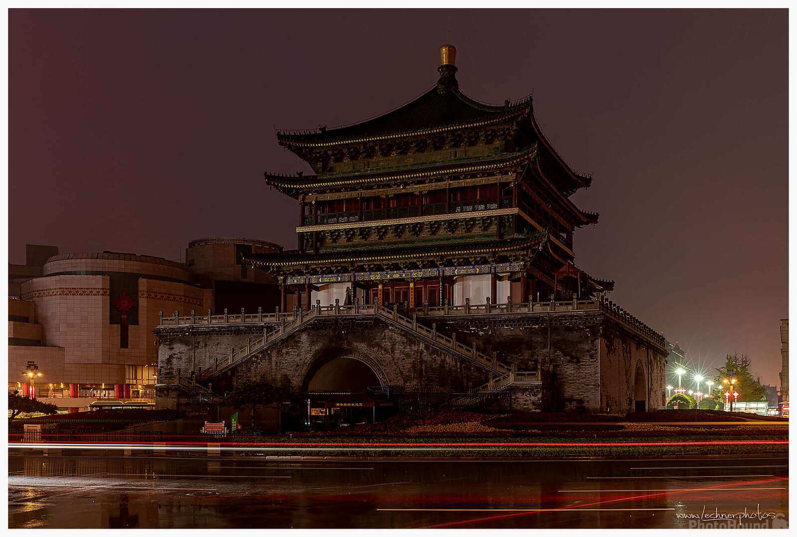 Image of Bell Tower Xi\'An by Florian Lechner